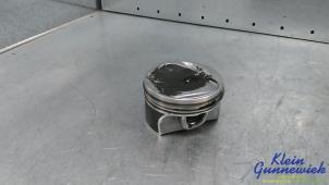 Gebruikte Zuiger Volkswagen Tiguan Prijs € 65,00 Margeregeling aangeboden door Klein Gunnewiek Autodemontage & Motorentechniek