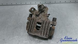 Gebruikte Remklauw (Tang) rechts-achter BMW Mini One Prijs € 35,00 Margeregeling aangeboden door Klein Gunnewiek Autodemontage & Motorentechniek