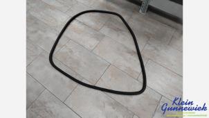 Gebruikte Portierrubber 4Deurs links-achter Mercedes GLE Prijs € 25,00 Margeregeling aangeboden door Klein Gunnewiek Autodemontage & Motorentechniek