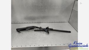 Gebruikte Ruitenwisserarm voor Mercedes GLE Prijs € 55,00 Margeregeling aangeboden door Klein Gunnewiek Autodemontage & Motorentechniek