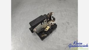 Gebruikte Deurslot Mechaniek 4Deurs links-achter Dacia Logan Prijs € 25,00 Margeregeling aangeboden door Klein Gunnewiek Autodemontage & Motorentechniek