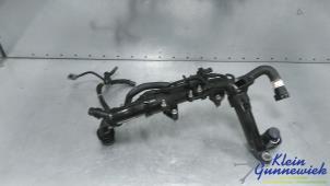 Nieuwe Buis (diversen) Opel Vivaro Prijs € 66,55 Inclusief btw aangeboden door Klein Gunnewiek Autodemontage & Motorentechniek