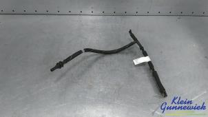 Nieuwe Brandstofleiding Opel Vivaro Prijs € 36,30 Inclusief btw aangeboden door Klein Gunnewiek Autodemontage & Motorentechniek