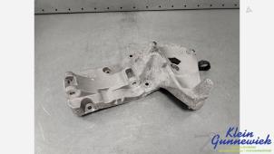 Gebruikte Dynamosteun onder Mini ONE Prijs € 45,00 Margeregeling aangeboden door Klein Gunnewiek Autodemontage & Motorentechniek