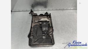 Gebruikte Accubak Volkswagen Polo Prijs € 15,00 Margeregeling aangeboden door Klein Gunnewiek Autodemontage & Motorentechniek