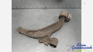 Gebruikte Draagarm onder rechts-voor Opel Cascada Prijs € 35,00 Margeregeling aangeboden door Klein Gunnewiek Autodemontage & Motorentechniek