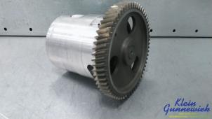 Gebruikte Oliepomp Mercedes C-Klasse Prijs € 50,00 Margeregeling aangeboden door Klein Gunnewiek Autodemontage & Motorentechniek