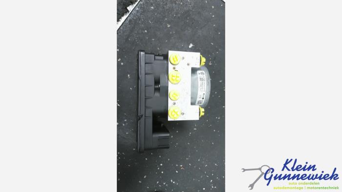Gebruikte ABS Pomp Volkswagen Caddy Prijs € 202,00 Margeregeling aangeboden door Klein Gunnewiek Autodemontage & Motorentechniek