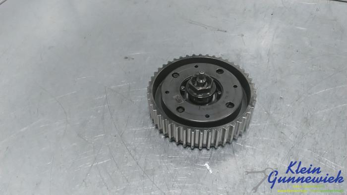 Nokkenas Verstelling van een Opel Astra 2017