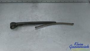 Gebruikte Ruitenwisserarm achter Volkswagen Caddy Prijs € 20,00 Margeregeling aangeboden door Klein Gunnewiek Autodemontage & Motorentechniek