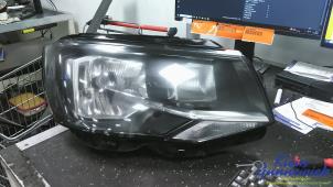 Gebruikte Koplamp rechts Volkswagen Transporter Prijs € 175,00 Margeregeling aangeboden door Klein Gunnewiek Autodemontage & Motorentechniek