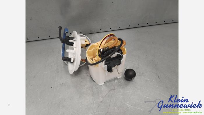 Gebruikte Tank element Pomp BMW 7-Serie Prijs € 109,00 Margeregeling aangeboden door Klein Gunnewiek Autodemontage & Motorentechniek