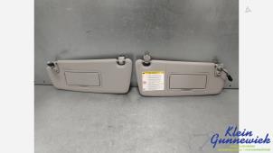 Gebruikte Zonneklep set Opel Meriva Prijs € 30,00 Margeregeling aangeboden door Klein Gunnewiek Autodemontage & Motorentechniek