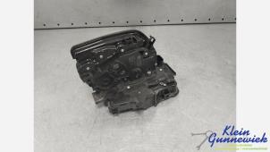 Gebruikte Deurslot Mechaniek 4Deurs links-voor BMW 7-Serie Prijs € 75,00 Margeregeling aangeboden door Klein Gunnewiek Autodemontage & Motorentechniek