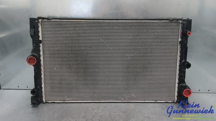 Gebruikte Radiateur BMW 7-Serie Prijs € 159,00 Margeregeling aangeboden door Klein Gunnewiek Autodemontage & Motorentechniek