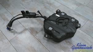 Gebruikte Tank adblue BMW 7-Serie Prijs € 345,00 Margeregeling aangeboden door Klein Gunnewiek Autodemontage & Motorentechniek