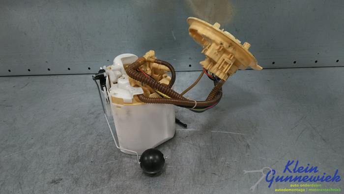 Gebruikte Tank element Pomp BMW 7-Serie Prijs € 175,00 Margeregeling aangeboden door Klein Gunnewiek Autodemontage & Motorentechniek