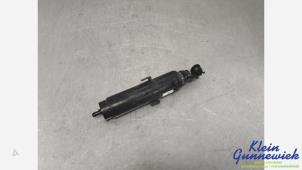 Gebruikte Koplamp Sproeier BMW X5 Prijs € 25,00 Margeregeling aangeboden door Klein Gunnewiek Autodemontage & Motorentechniek