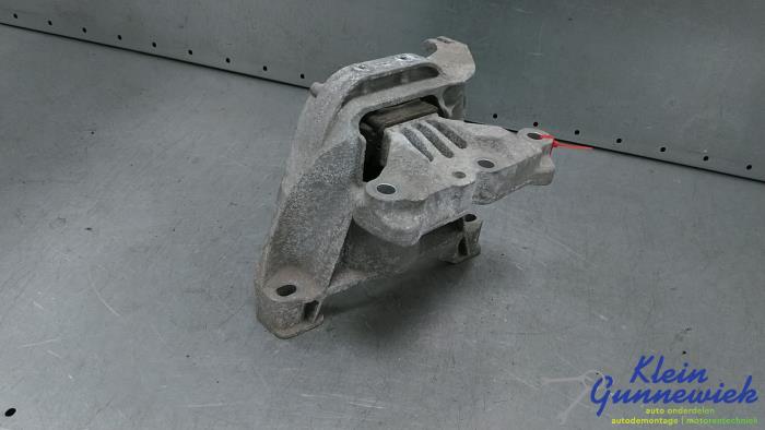 Gebruikte Motorrubber Opel Vivaro Prijs € 45,00 Margeregeling aangeboden door Klein Gunnewiek Autodemontage & Motorentechniek