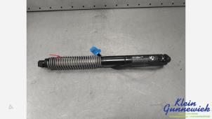 Gebruikte Kofferdekseldemper rechts-achter BMW 7-Serie Prijs € 125,00 Margeregeling aangeboden door Klein Gunnewiek Autodemontage & Motorentechniek