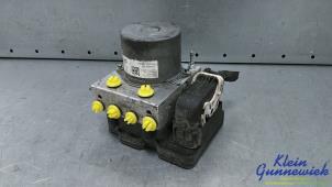 Gebruikte ABS Pomp Opel Vivaro Prijs € 295,00 Margeregeling aangeboden door Klein Gunnewiek Autodemontage & Motorentechniek