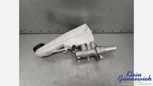 Gebruikte Hoofdremcilinder Opel Vivaro Prijs € 35,00 Margeregeling aangeboden door Klein Gunnewiek Autodemontage & Motorentechniek