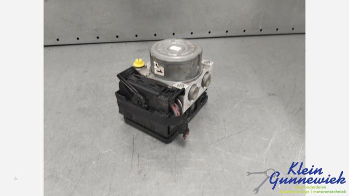 Gebruikte ABS Pomp Ford Fiesta Prijs € 313,00 Margeregeling aangeboden door Klein Gunnewiek Autodemontage & Motorentechniek