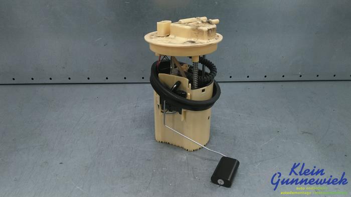 Gebruikte Tank element Pomp Ford Fiesta Prijs € 125,00 Margeregeling aangeboden door Klein Gunnewiek Autodemontage & Motorentechniek