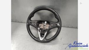 Gebruikte Stuurwiel Opel Crossland X Prijs € 95,00 Margeregeling aangeboden door Klein Gunnewiek Autodemontage & Motorentechniek