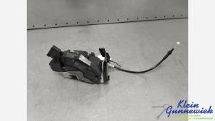 Gebruikte Slotmechaniek Portier 2Deurs rechts Ford Transit Custom Prijs € 45,00 Margeregeling aangeboden door Klein Gunnewiek Autodemontage & Motorentechniek