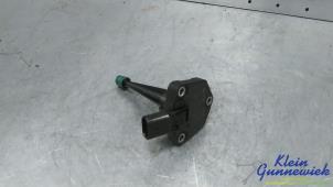 Gebruikte Oliepeil sensor Volkswagen Transporter Prijs € 25,00 Margeregeling aangeboden door Klein Gunnewiek Autodemontage & Motorentechniek