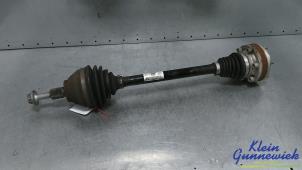 Gebruikte Steekas rechts-voor Volkswagen T-Roc Prijs € 250,00 Margeregeling aangeboden door Klein Gunnewiek Autodemontage & Motorentechniek