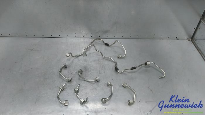 Gebruikte Brandstofleiding BMW 7-Serie Prijs € 98,00 Margeregeling aangeboden door Klein Gunnewiek Autodemontage & Motorentechniek