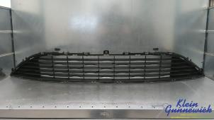 Gebruikte Bumper Rooster Opel Corsa Prijs € 50,00 Margeregeling aangeboden door Klein Gunnewiek Autodemontage & Motorentechniek