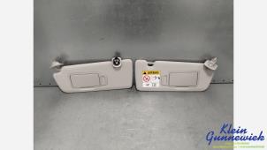 Gebruikte Zonneklep set Renault Megane Prijs € 45,00 Margeregeling aangeboden door Klein Gunnewiek Autodemontage & Motorentechniek