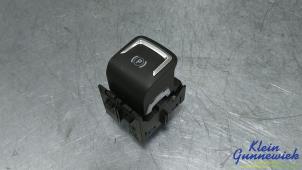 Gebruikte Handrem schakelaar Opel Corsa Prijs € 20,00 Margeregeling aangeboden door Klein Gunnewiek Autodemontage & Motorentechniek