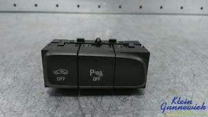 Gebruikte Schakelaar Opel Corsa Prijs € 20,00 Margeregeling aangeboden door Klein Gunnewiek Autodemontage & Motorentechniek