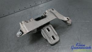 Gebruikte Motorrubber Opel Corsa Prijs € 30,00 Margeregeling aangeboden door Klein Gunnewiek Autodemontage & Motorentechniek