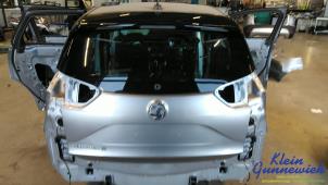 Gebruikte Achterklep Opel Crossland X Prijs € 445,00 Margeregeling aangeboden door Klein Gunnewiek Autodemontage & Motorentechniek