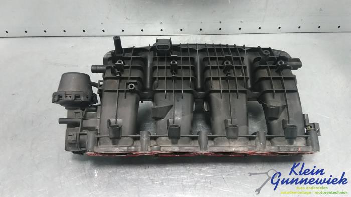 Gebruikte Inlaatspruitstuk Volkswagen T-Roc Prijs € 106,00 Margeregeling aangeboden door Klein Gunnewiek Autodemontage & Motorentechniek