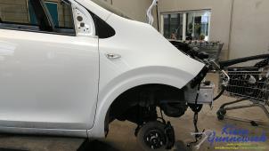 Gebruikte Scherm rechts-voor Kia Picanto Prijs € 195,00 Margeregeling aangeboden door Klein Gunnewiek Autodemontage & Motorentechniek