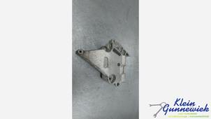 Gebruikte Motorsteun Volkswagen Golf Prijs € 35,00 Margeregeling aangeboden door Klein Gunnewiek Autodemontage & Motorentechniek