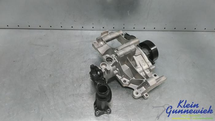 Gebruikte Dynamosteun onder BMW 3-Serie Prijs € 93,00 Margeregeling aangeboden door Klein Gunnewiek Autodemontage & Motorentechniek