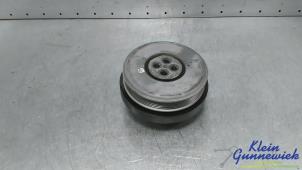 Gebruikte Krukas Poelie Mercedes Vito Prijs € 50,00 Margeregeling aangeboden door Klein Gunnewiek Autodemontage & Motorentechniek