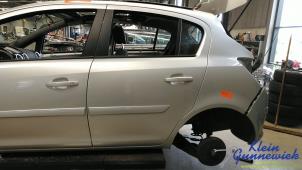 Gebruikte Deur 4Deurs links-achter Opel Corsa Prijs € 65,00 Margeregeling aangeboden door Klein Gunnewiek Autodemontage & Motorentechniek