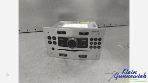 Gebruikte Radio CD Speler Opel Corsa Prijs € 65,00 Margeregeling aangeboden door Klein Gunnewiek Autodemontage & Motorentechniek