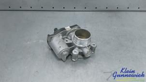 Gebruikte Gasklephuis Opel Corsa Prijs € 25,00 Margeregeling aangeboden door Klein Gunnewiek Autodemontage & Motorentechniek