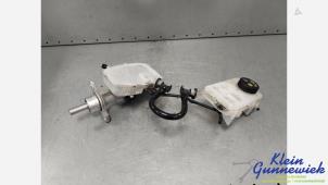 Gebruikte Hoofdremcilinder Renault Trafic Prijs € 95,00 Margeregeling aangeboden door Klein Gunnewiek Autodemontage & Motorentechniek