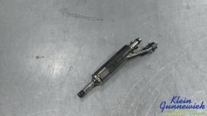 Gebruikte Injector (benzine injectie) Opel Mokka Prijs € 25,00 Margeregeling aangeboden door Klein Gunnewiek Autodemontage & Motorentechniek