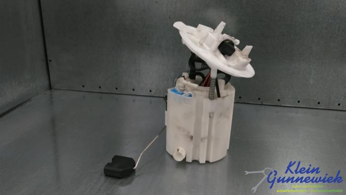 Gebruikte Tank element Pomp Mercedes E-Klasse Prijs € 127,00 Margeregeling aangeboden door Klein Gunnewiek Autodemontage & Motorentechniek